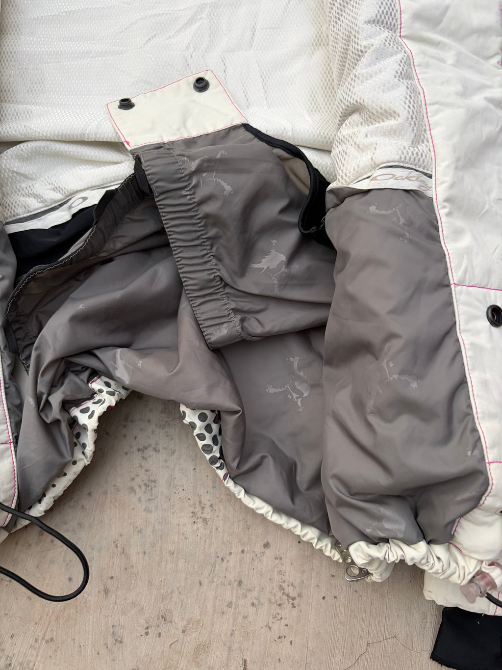 Vintage 00s Oakley Road Fuel Snow Insulated Jacket Polka Dot Panel M