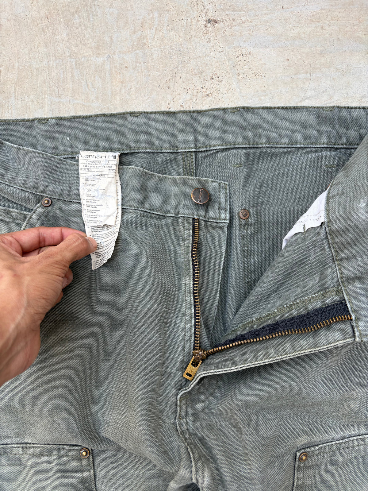 Vintage Sunfaded Bootcut Carhartt Double Knee pants 33