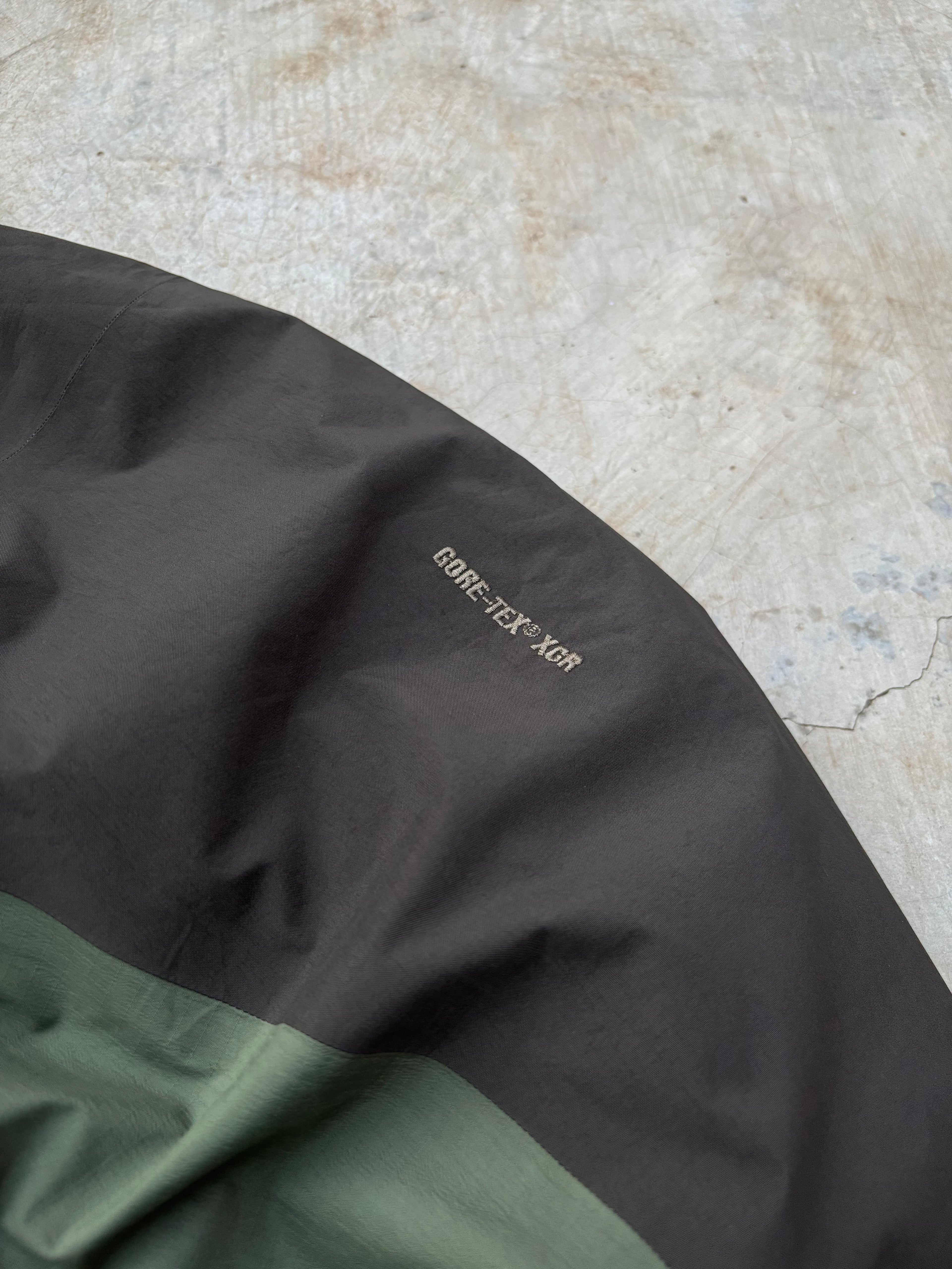 Vintage 00s Arcteryx Fission AR Jacket S/M