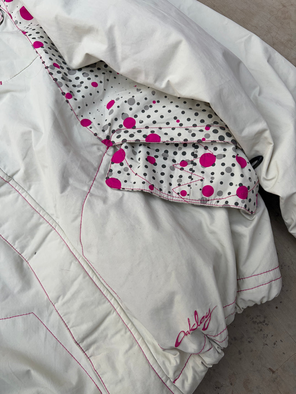 Vintage 00s Oakley Road Fuel Snow Insulated Jacket Polka Dot Panel M