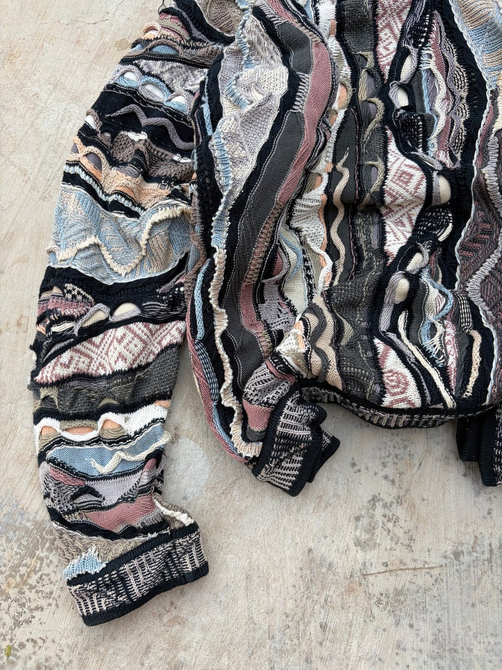 Vintage 90s Coogi 3D Knit Sweater L