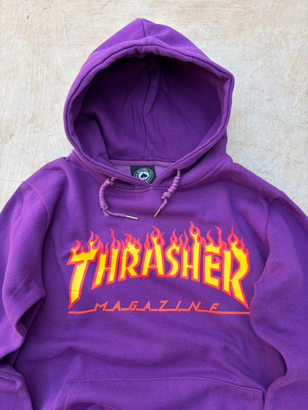 Vintage 00s Thrasher Flame Logo Hoodie (Purple) L