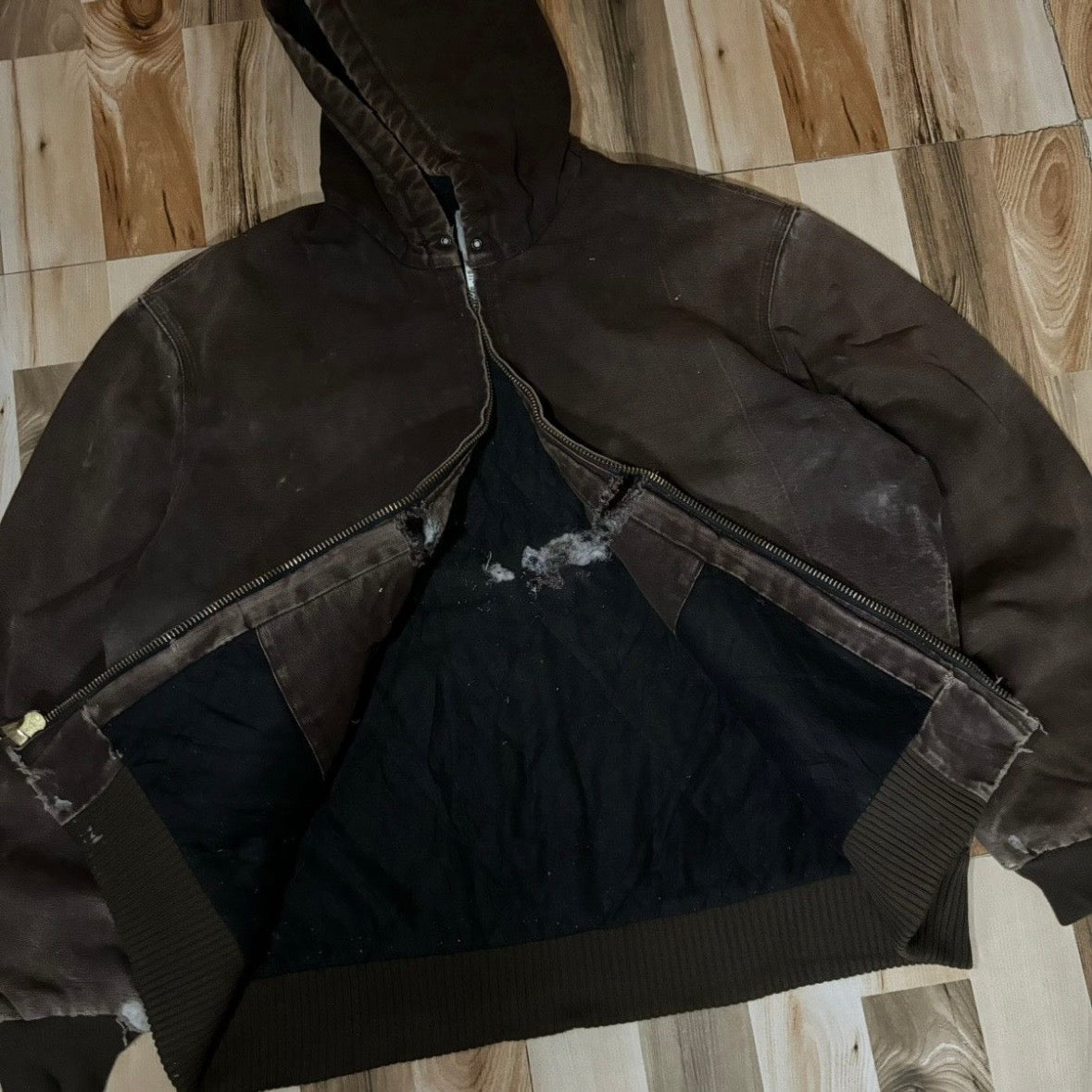 Vintage 00s Carhartt Thrashed Active Jacket DKB L