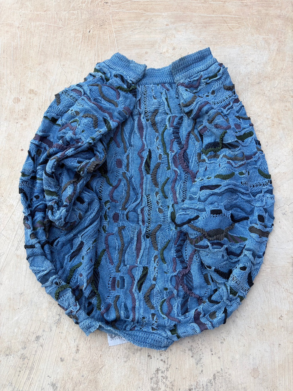 Vintage COOGI Blues 3D Textured Knit Sweater L