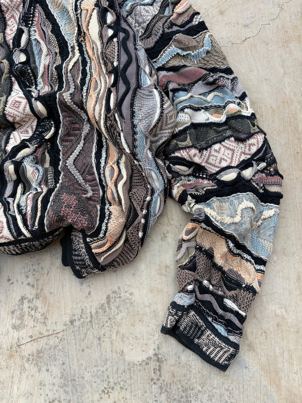 Vintage 90s Coogi 3D Knit Sweater L