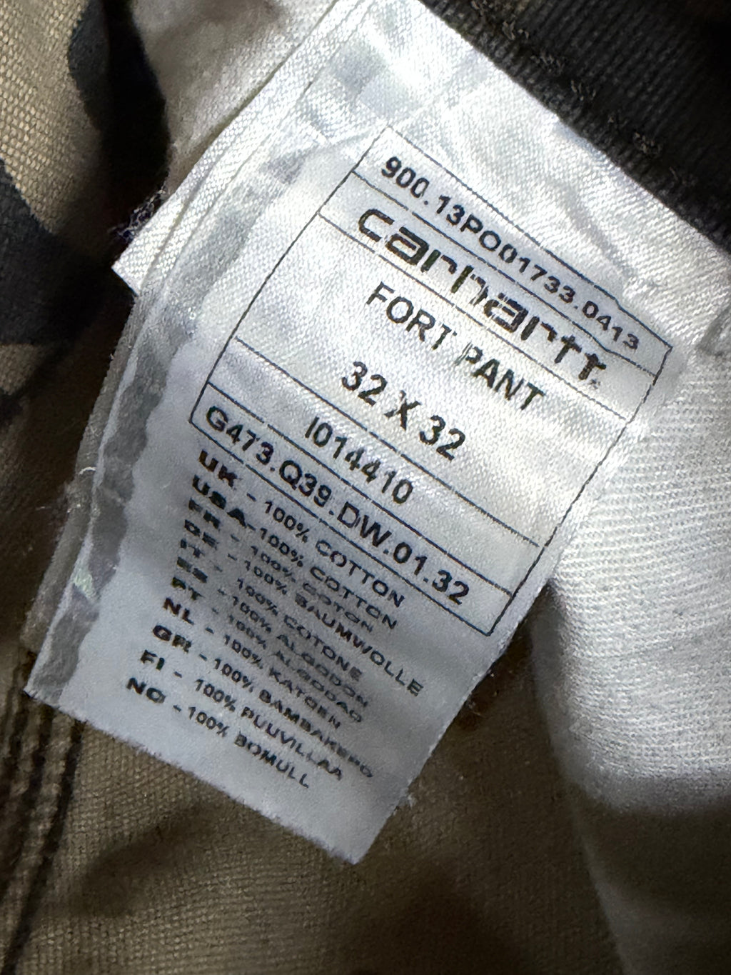 Vintage 2000s Carhartt Camo Distressed Carpenter Pant 32
