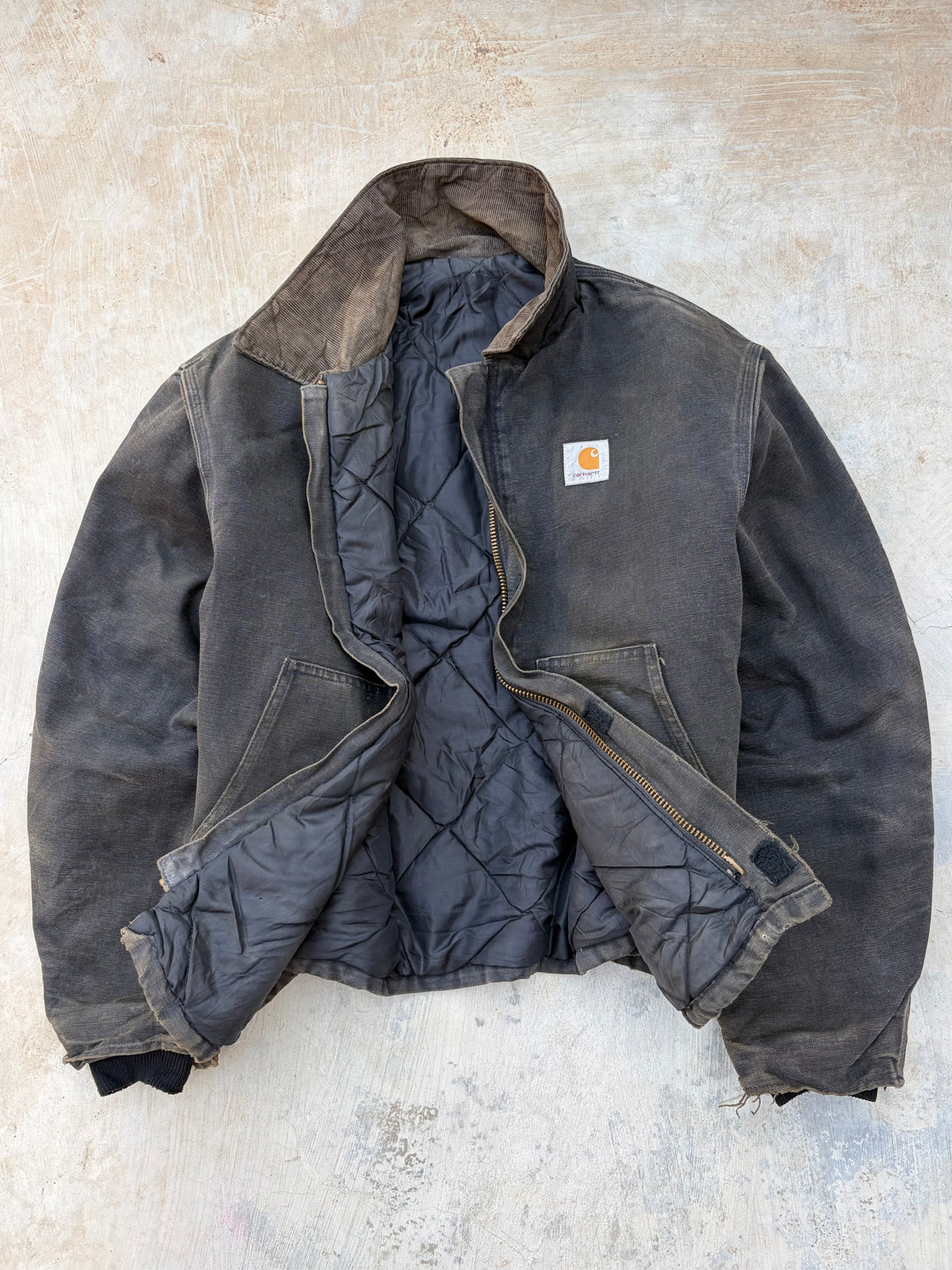 1990s Vintage Sunfaded Carhartt Arctic Crop Jacket L/XL